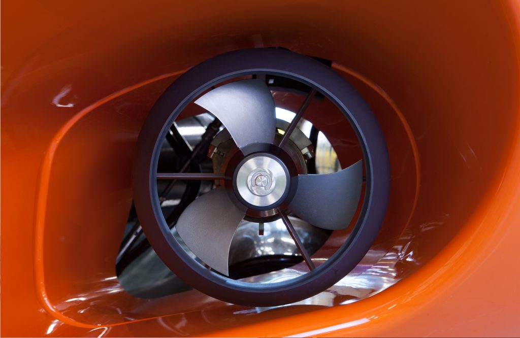 U-Boat Worx luxurious submersible c-explorer-3-maximum-manoeuvrability_01