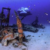 super-yacht-sub-3-malta-wreck-diving_04