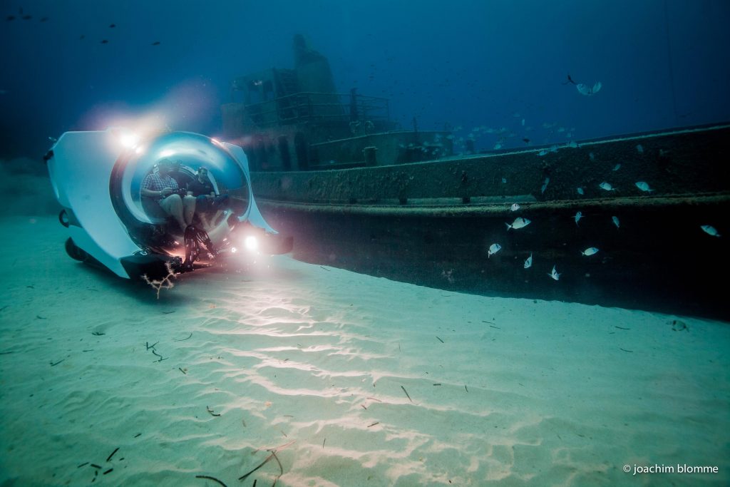 U-Boat Worx private submarine Super Yacht Sub 3 diving