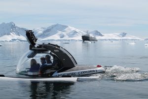 M/Y Legend submarine diving Antarctica